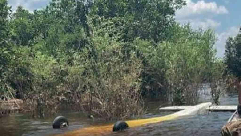 FAB intercepta avião suspeito vindo do Peru | Ação integra proteção de fronteiras e combate ao narcotráfico