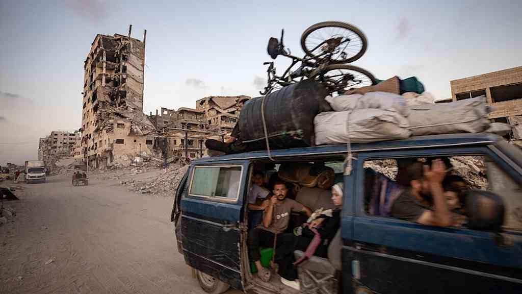 Meloni admite reconhecer Palestina, mas com restrições | Palestinos fogem da Cidade de Gaza em meio a ofensiva israelense