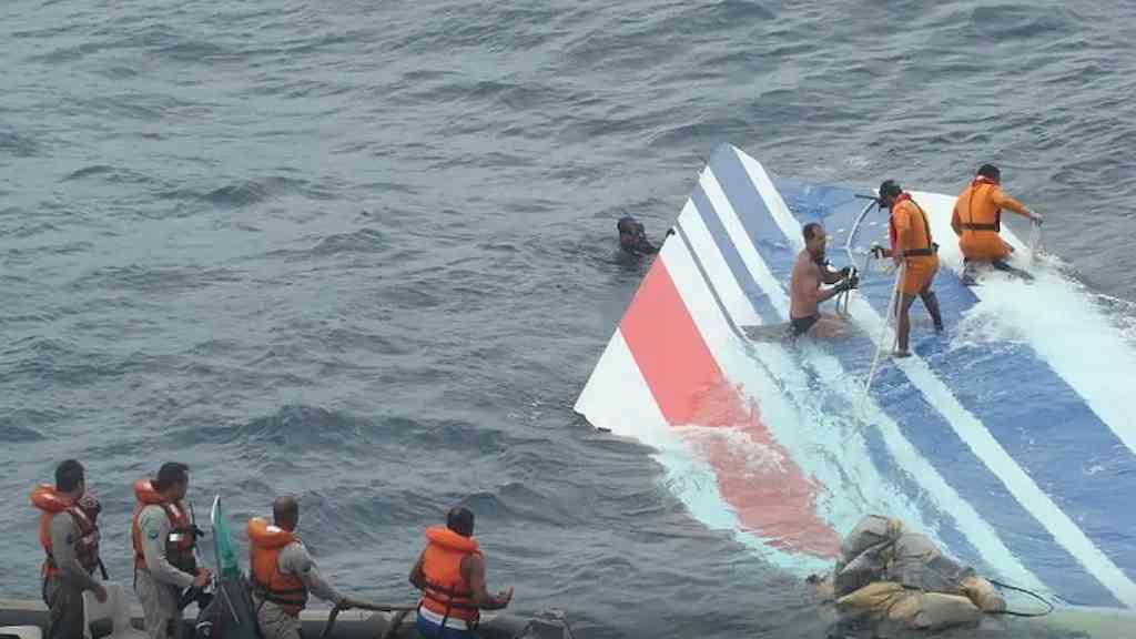 Air France: desastre aéreo terá novo julgamento após 16 anos | Previsão é que audiências durem dois meses