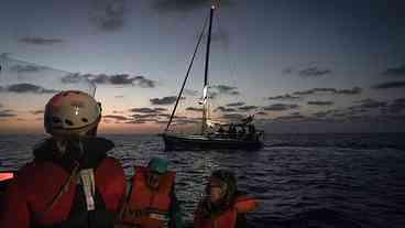 Itália e Grécia pedem segurança para flotilha de ajuda