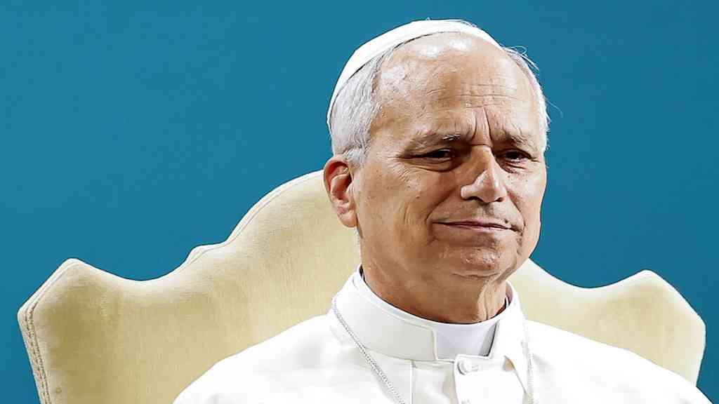 Papa afirma que IA não substitui toque humano na medicina | Papa recebeu representantes da Confemel em audiência nesta quinta