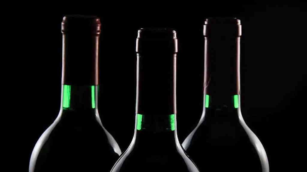 DF: operação fecha três bares por irregularidades | Fiscalização identifica bebidas impróprias para o consumo