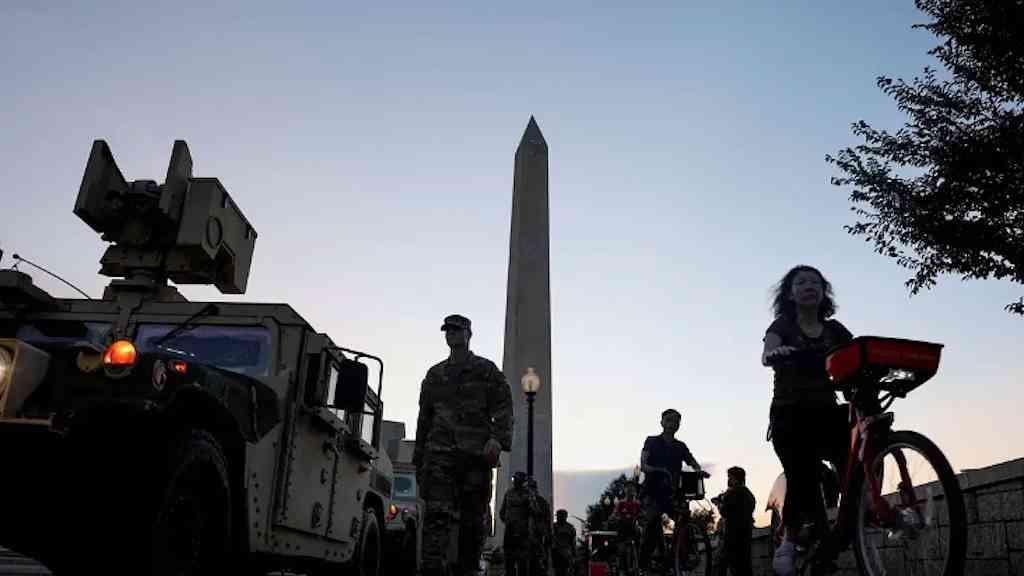 Lei da Insurreição acirra tensão entre Trump e democratas | Legislação tem mais de 200 anos e foi usada pela última vez há 33 anos