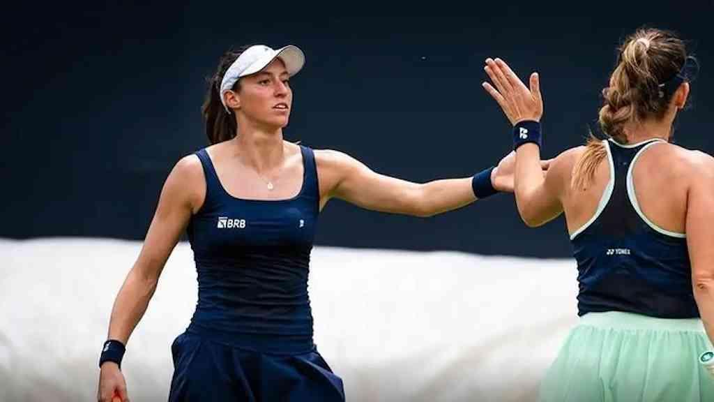 Luisa Stefani vence estreia nas duplas em Wuhan | Ao lado da húngara Timea Babos, brasileira volta a competir na quarta