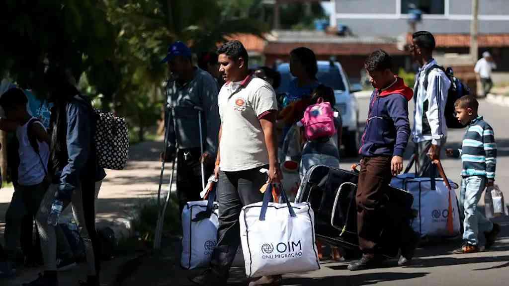 Brasil lança política nacional para imigrantes e refugiados | Iniciativa recebe elogios da Acnur