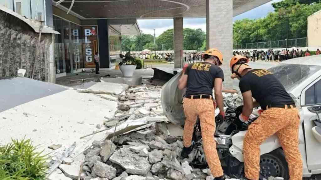 Filipinas registram forte terremoto de magnitude 7,4 | Ao menos duas pessoas morreram e cidades sofreram danos