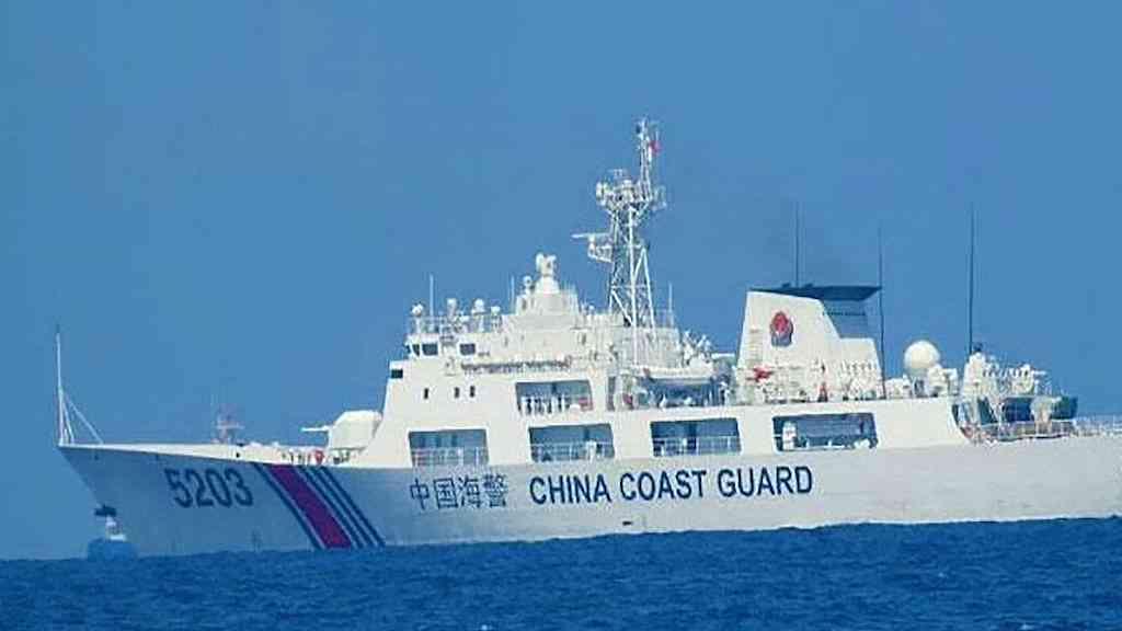 Colisão de embarcações eleva tensão no Mar da China | Pequim responde a acusações de Manila envolvendo navios chineses no mar do Sul da China