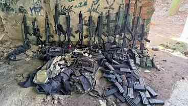 Polícia apreende fuzis Frankenstein em Jacarepaguá