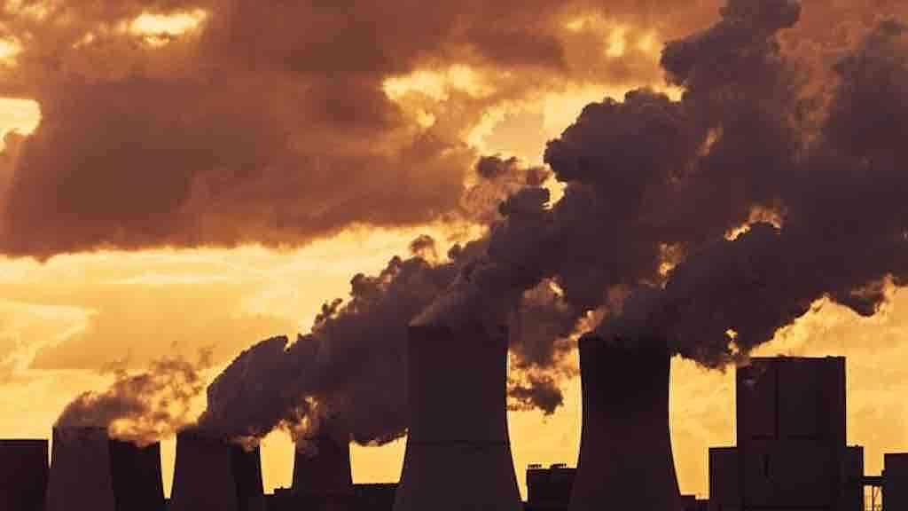 Relatório global alerta para ‘ponto de inflexão’ no clima do planeta Terra | As indústrias podem optar por energia limpa, em lugar das fontes poluentes