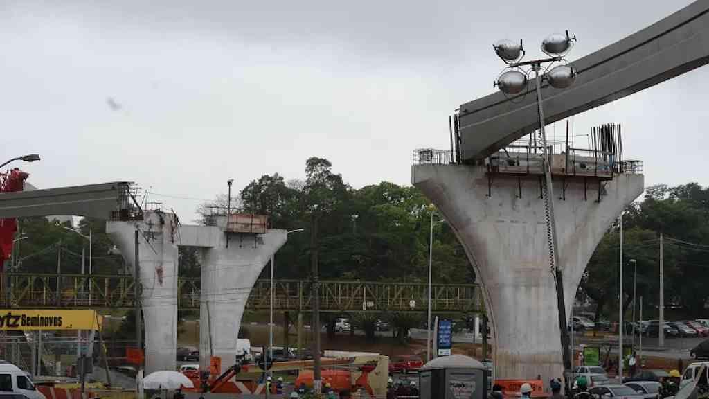 Acordo põe fim à disputa por falhas no monotrilho de SP | Consórcio Expresso Monotrilho Leste terá de investir na Linha 15