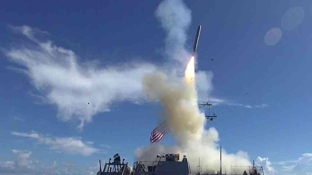 Tomahawk: EUA consideram enviar míssil decisivo à Ucrânia | Modelos do Tomahawk podem alcançar com precisão alvos a 2,5 mil quilômetros de distância