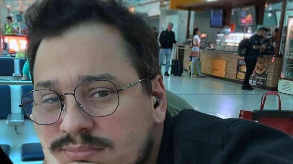 Justiça mantém pena de humorista por ofensa capacitista | O comediante Marcelo Duque