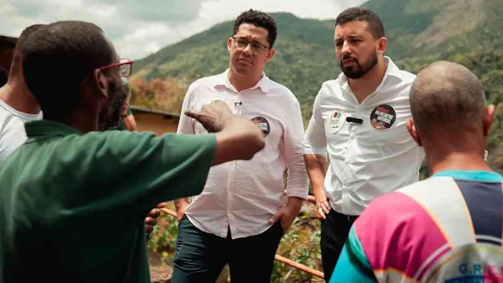 Governo estuda usar R$ 60 milhões do PAC para Petrópolis | O secretário nacional de Periferias, Guilherme Simões, e o deputado Yuri Moura visitam áreas de risco em Petrópolis