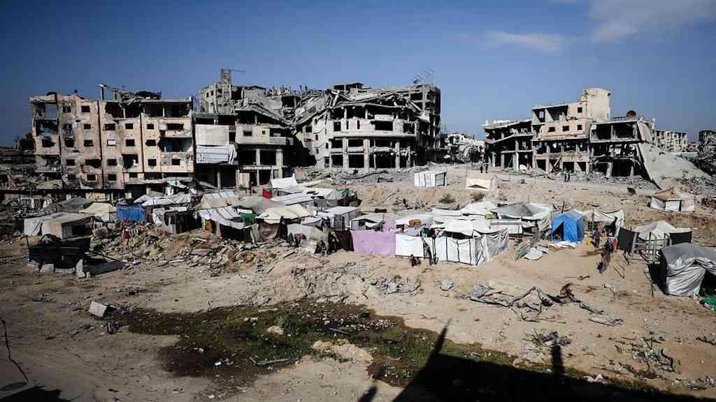 Israel retoma ataques a Gaza e culpa Hamas por romper cessar-fogo | Tendas de deslocados palestinos na Cidade de Gaza