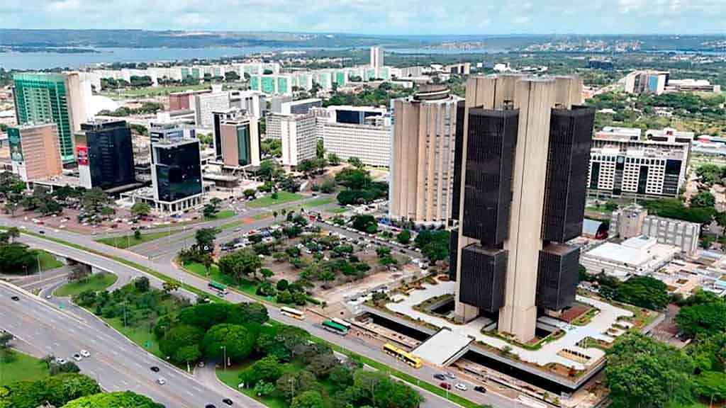 Analistas financeiros colocam inflação mais próxima de teto do BC | O Banco Central realiza, semanalmente, a pesquisa Boletim Focus