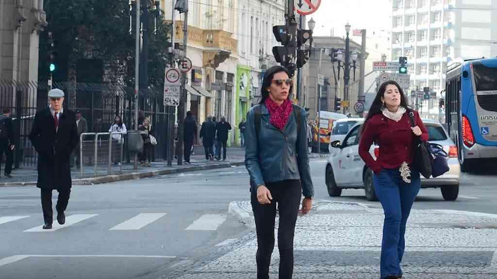 Falha no metrô de SP causa atrasos e afeta passageiros | Estão fechadas as estações Pinheiros, Paulista, República e Luz