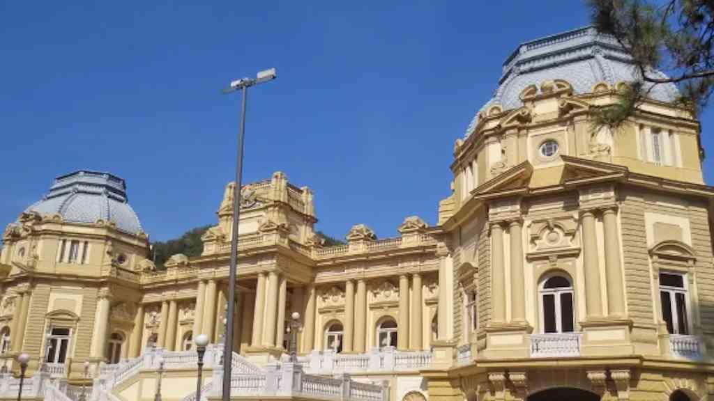 Governo do Rio rebate relatório do MPRJ sobre escolas estaduais | Estado contesta avaliação do MPRJ sobre condições das escolas