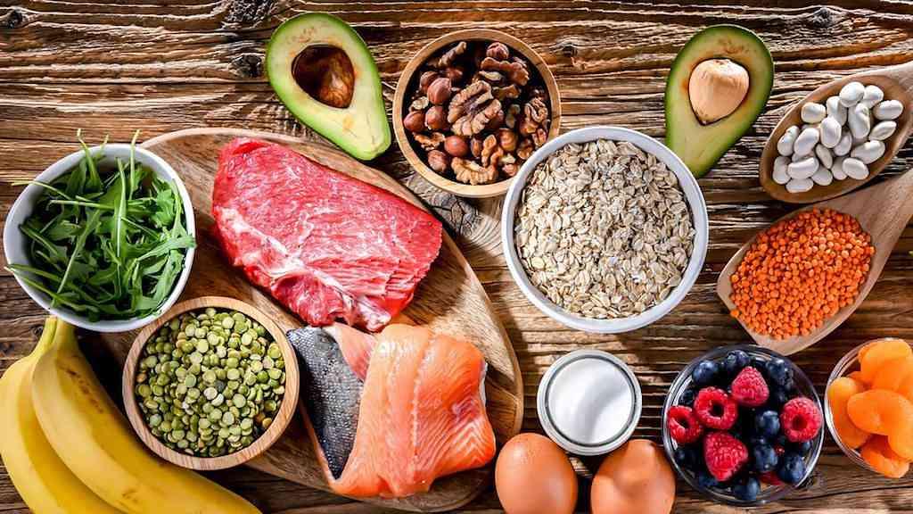 Alimentação saudável depende da rotina, indica pesquisa | Alternar entre alimentos saudáveis ​​e ultraprocessados ​​pode anular efeitos benéficos na microbiota intestinal, segundo pesquisadores da EPFL