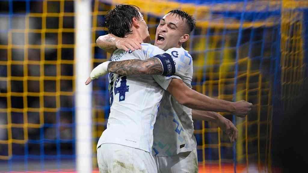 Inter domina na Champions e Napoli cai diante do PSV | Nerazzurri ganharam por 4 a 0, já os azzurri perderam por 6 a 2