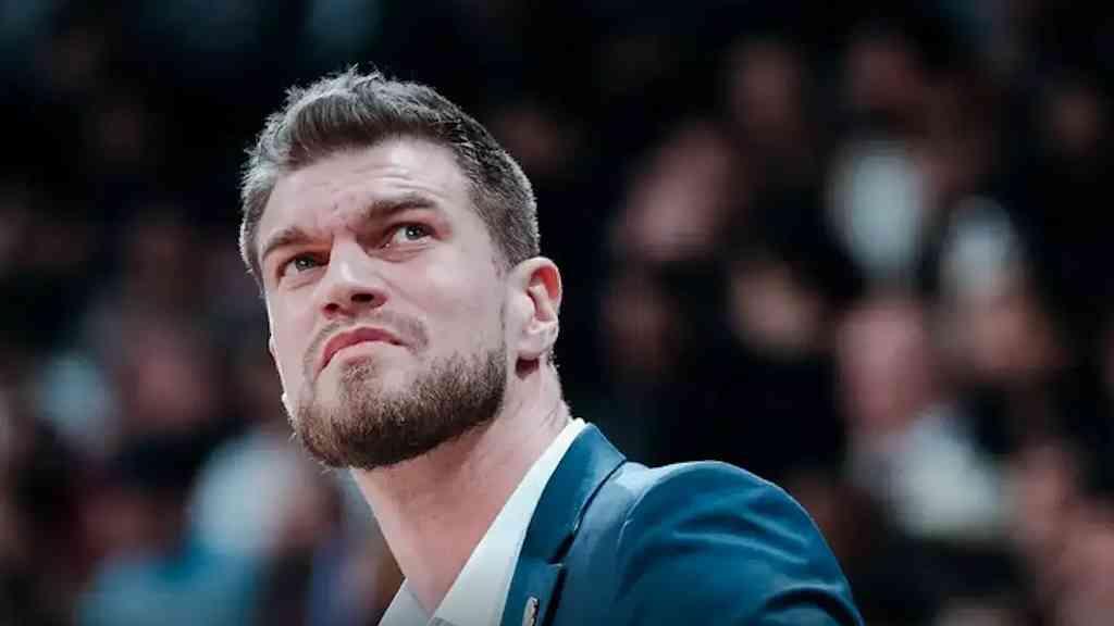 Tiago Splitter assume comando do Portland Trail Blazers | Brasileiro substitui Billups, investigado em esquema de jogos ilegais