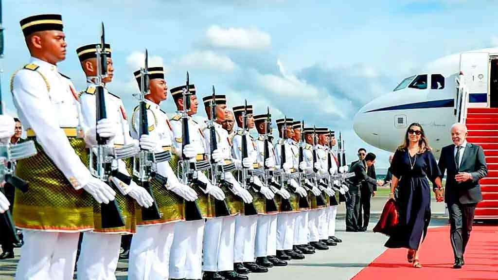 Presidente critica papel da ONU na guerra entre Israel e Palestina | O presidente Lula desembarca em Kuala Lumpur, onde participa do encontro com a Asean