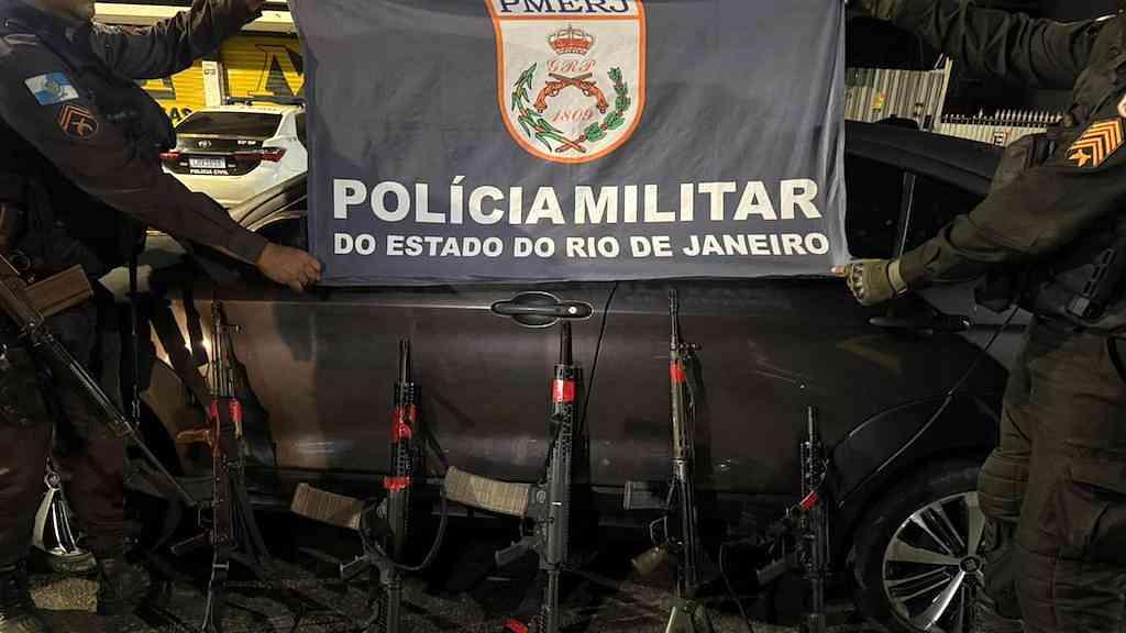 Guerra de facções deixa idosa morta na Zona Norte | Armas apreendidas durante a guerra entre facções
