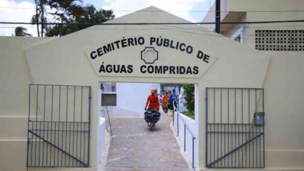 Olinda, patrimônio da desumanidade | Do abandono urbano ao colapso dos cemitérios, Olinda enfrenta uma crise de gestão