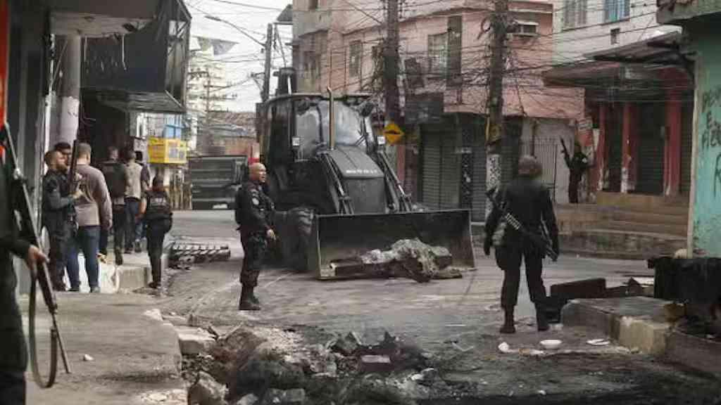 Com mais de 60 mortos, ação no Alemão e Penha é a maior contra o CV | Operação no Alemão e Penha deixa 60 mortos e vira a maior contra o CV