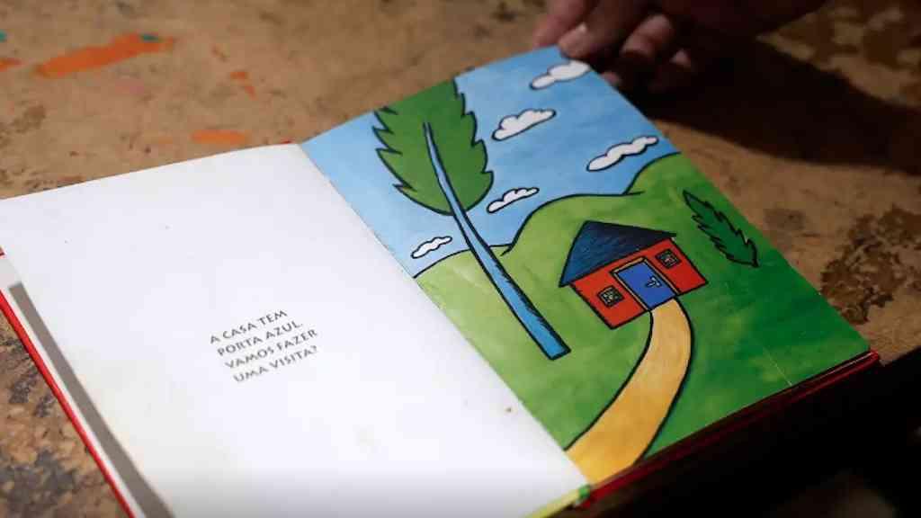 Presidente da Biblioteca Nacional diz que leitura ensina empatia a crianças | Dia Nacional do Livro é comemorado nesta quarta