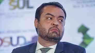 Governador Cláudio Castro vai a julgamento no TSE