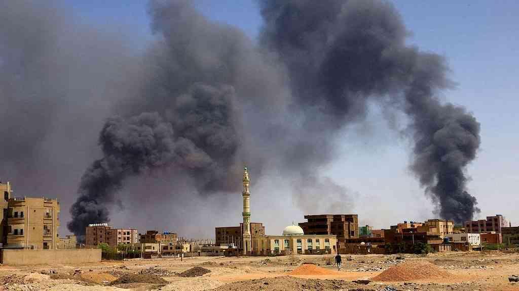 ONU alerta para êxodo de civis no leste de Darfur | Combate faz com que civis deixem casas no Sudão