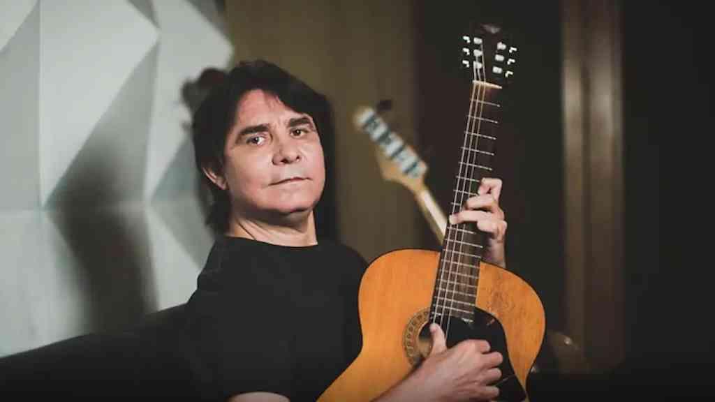 Lô Borges, fundador do Clube da Esquina, morre aos 73 | O cantor e compositor Lô Borges, um dos maiores nomes da música brasileira