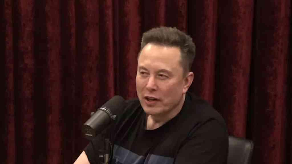 Elon Musk descarta telefone e prevê futuro dominado pela IA | Elon Musk