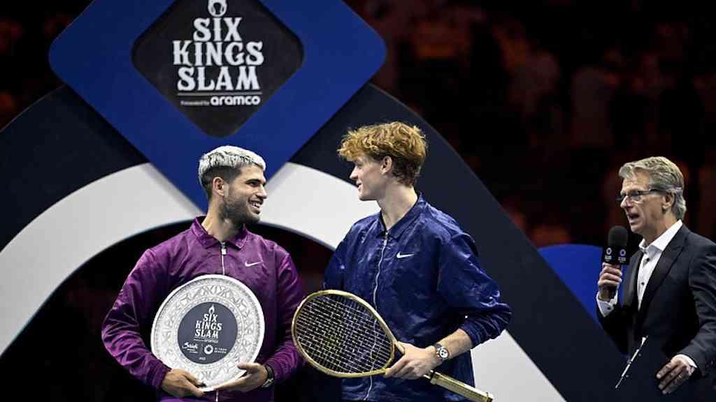 Sinner e Alcaraz duelam em amistoso na Coreia do Sul em janeiro | Duelo de exibição acontecerá dias antes do Aberto da Austrália