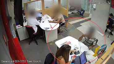 Gerente de Banco Presa por Golpes em Idosos