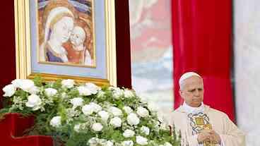 Vaticano regulamenta devoção à Virgem Maria