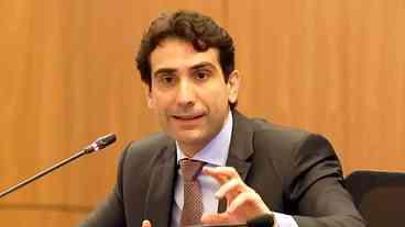 Manutenção da Taxa de Juros e Impactos na Economia