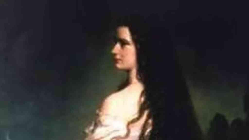 Joias da realeza austríaca reaparecem após 100 anos | Joias eram usadas pela princesa Sissi