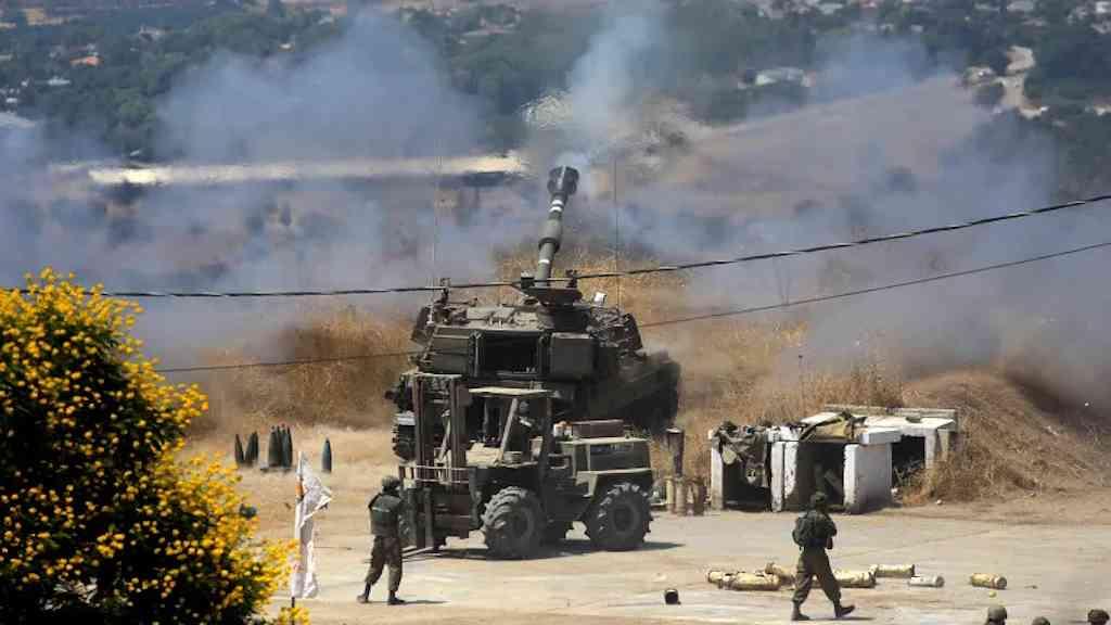 Forças israelenses atacam infraestrutura do Hezbollah | Israel intensifica ofensivas contra o Hezbollah no Líbano