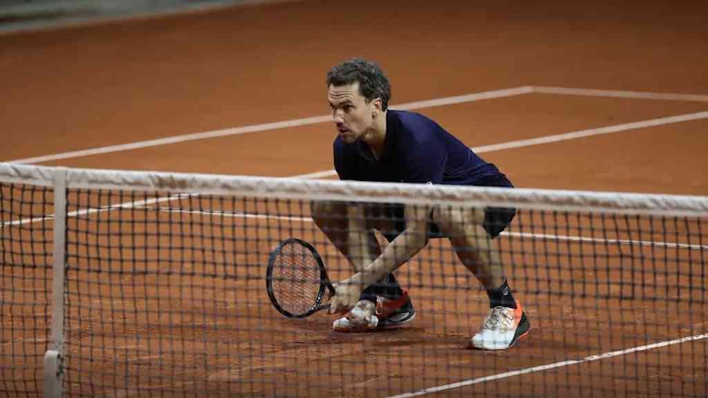 Bruno Soares volta às quadras em duelo com lendas do tênis | Brasileiro disputa torneio no Clube Hebraica, em São Paulo