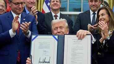 Trump encerra o shutdown mais longo da história dos EUA