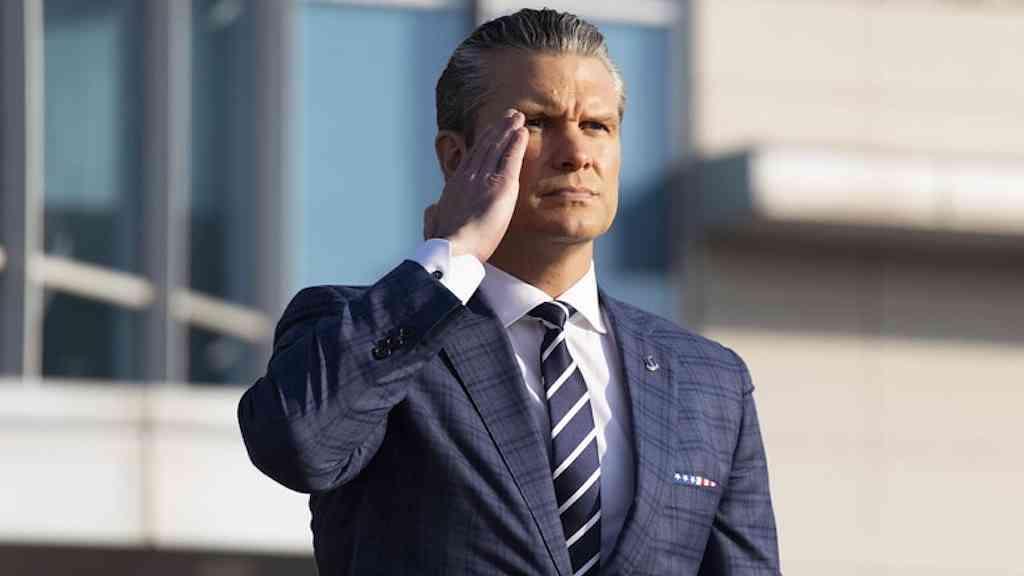 Casa Branca confirma operação militar no Hemisfério Sul | O secretário de Guerra dos EUA, Pete Hegseth