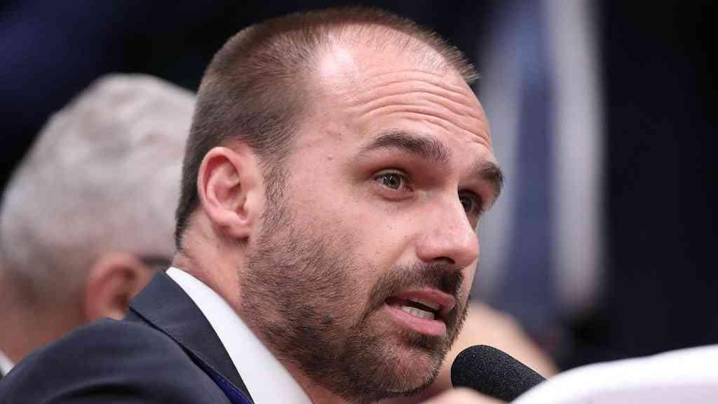 STF inicia julgamento de denúncia contra Eduardo Bolsonaro | Eduardo Bolsonaro é alvo de pelo menos 4 pedidos de cassação na Câmara