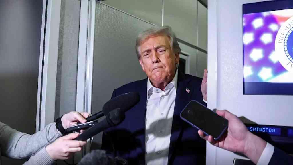 Trump sinaliza abertura para negociações com governo venezuelano | Venezuela enfrenta pressão cada vez maior de Washington