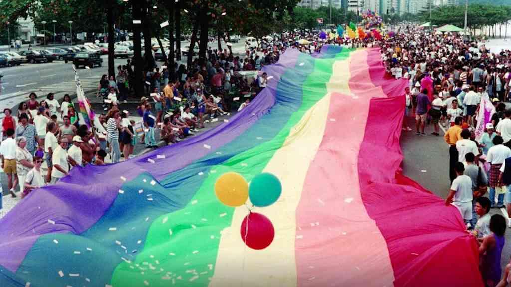 Há 30 anos, Rio sediava a primeira parada do orgulho no país | Há 30 anos, marcha no Rio inaugurava paradas do orgulho LGBT no Brasil