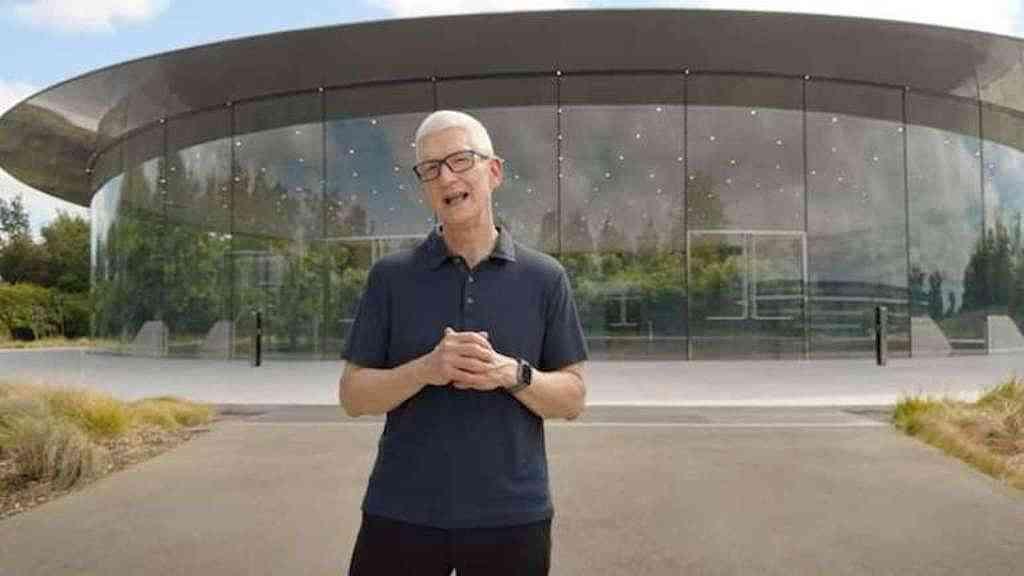 Tim Cook pode deixar a liderança da Apple em 2026 | Empresa discute troca de comando enquanto Tim Cook sinaliza que pretende encerrar seu ciclo após 14 anos