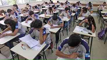 Progressão Parcial no Ensino Médio do Rio