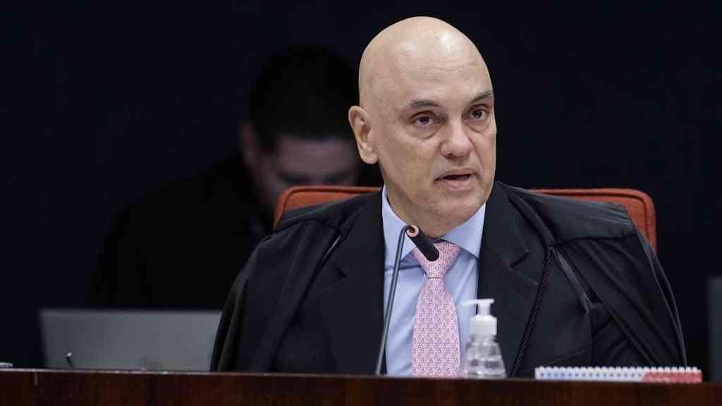 Decisões de Moraes no núcleo 3 incluem penas menores e absolvição | O ministro Alexandre de Moraes em julgamento da trama golpista, em 9 de setembro de 2025, na Primeira Turma do STF