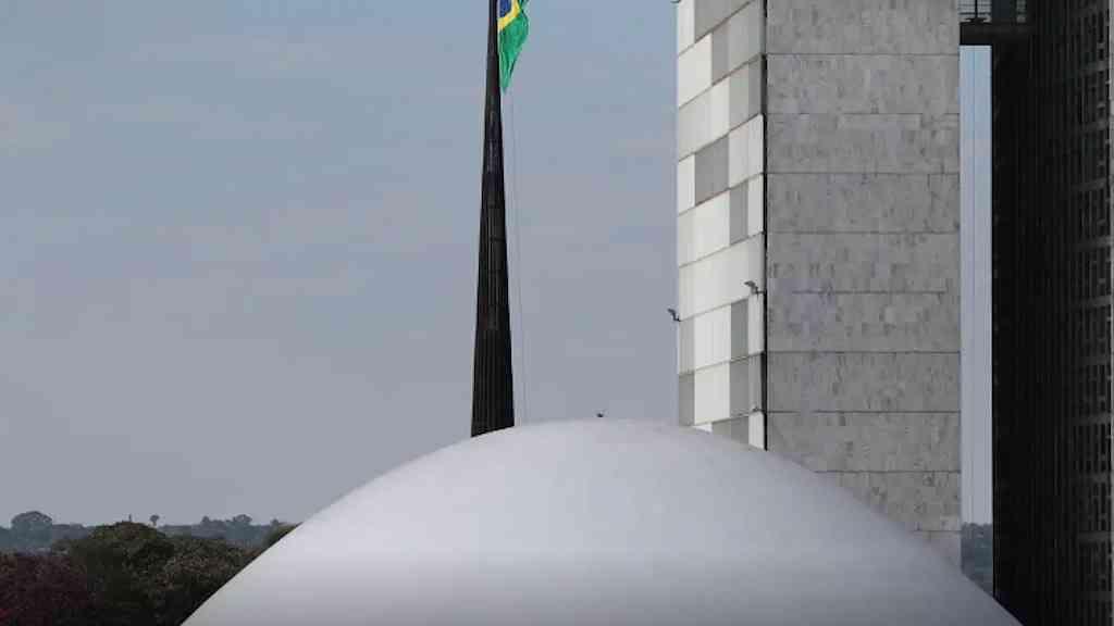 Relator diz que PF manterá recursos mesmo com PL Antifacção | Alessandro Vieira avalia que texto da Câmara está adequado “no mérito”