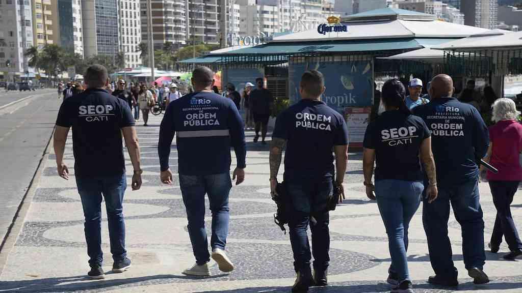 Operação Verão intensifica ações de fiscalização contra o metanol | Ações nas zonas Sul e Sudoeste vão reforçar fiscalização nas praias